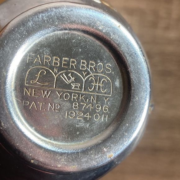 Salt & Pepper Shakers VTG Amber Glass & Chrome Metal Farber Bros Set - Picture 9 of 14